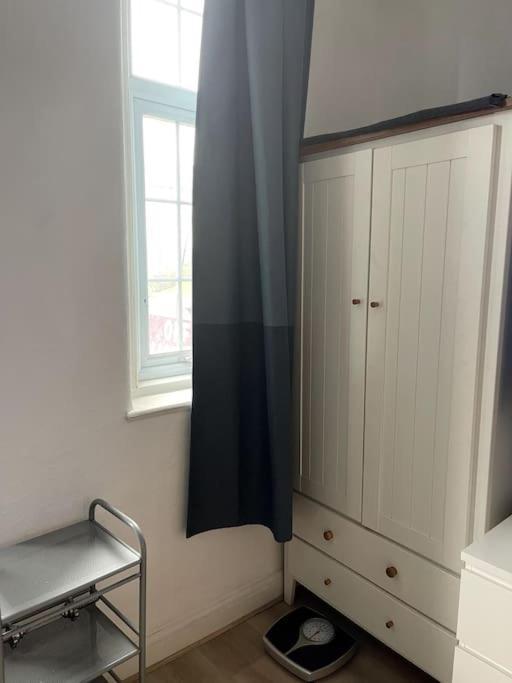 Studio Flat London Finchley Rd Nw11 Exterior foto